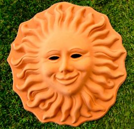 Terracotta, lachende zon, SOL1